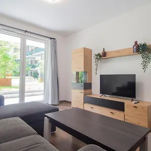 Corvin Modern Two Bedroom Free Parking Budapeszt